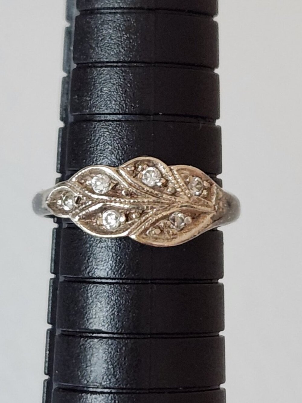 Vintage Leaf Vine Ring Size 5.75